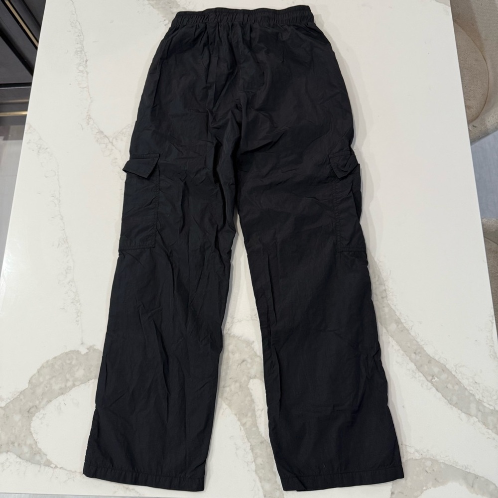 Princess Polly Flossie Parachute Pants Women’s 4 Black Cargo Pockets 100% Nylon - Picture 8 of 10